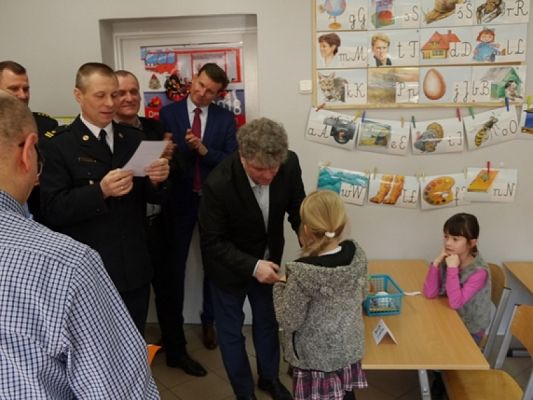  Grafika #9: Miejski Konkurs Wiedzy Pożarniczej ŻYJ BEZPIECZNIE 2018 dla klas pierwszych grafika