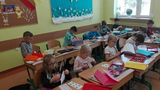  Grafika #7: LAPBOOKI W IB grafika