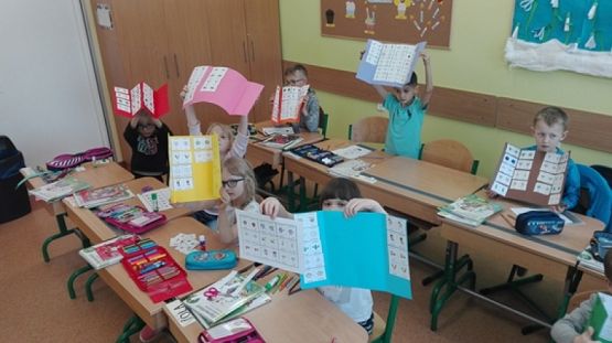  Grafika #10: LAPBOOKI W IB grafika