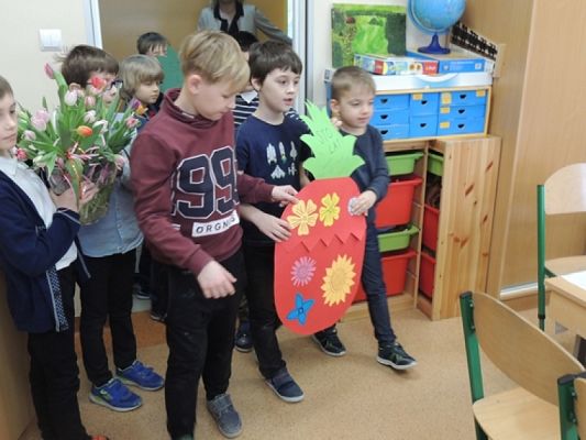  Grafika #6: DZIEŃ KOBIET grafika