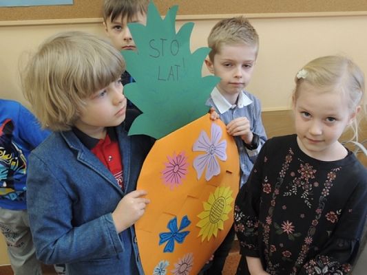  Grafika #9: DZIEŃ KOBIET grafika