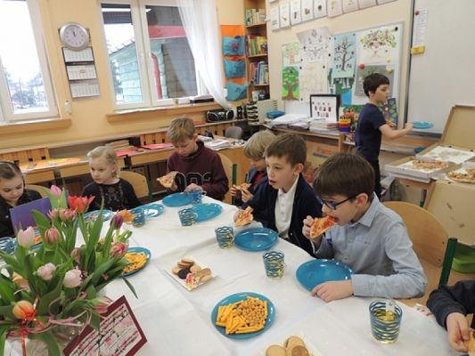  Grafika #18: DZIEŃ KOBIET grafika