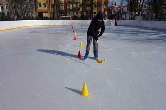  Grafika #2: WF zimą na lodowisku grafika
