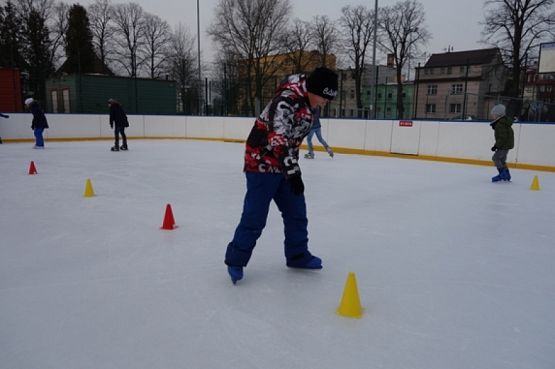  Grafika #6: WF zimą na lodowisku grafika