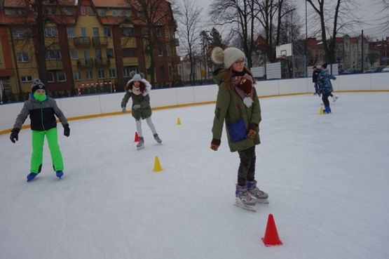  Grafika #17: WF zimą na lodowisku grafika
