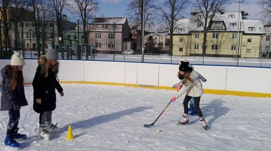  Grafika #26: WF zimą na lodowisku grafika