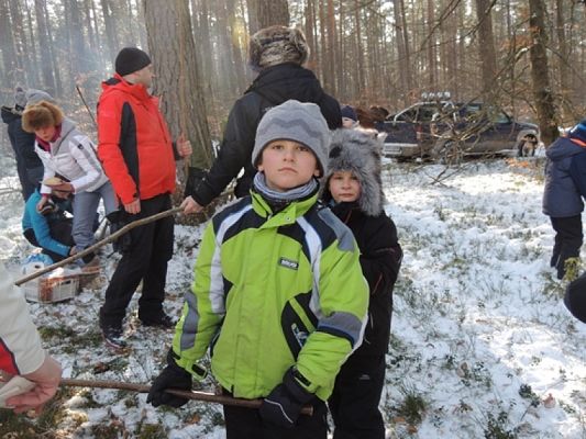  Grafika #14: ,,Pędzi, pędzi kulig niczym błyskawica… grafika