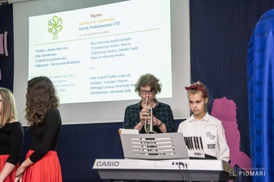  Grafika #0: START UP 2018 grafika