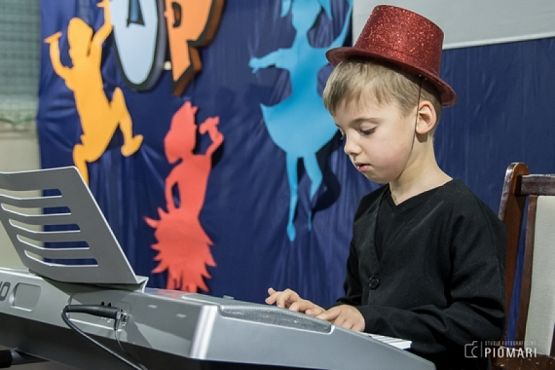  Grafika #8: START UP 2018 grafika