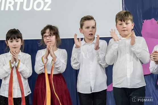  Grafika #25: START UP 2018 grafika