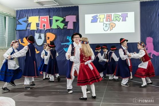  Grafika #30: START UP 2018 grafika