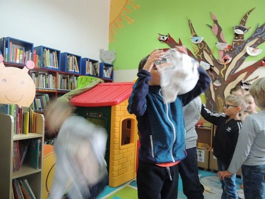  Grafika #3: ,,WIELKI POWRÓT KUBUSIA PUCHATKA" - LEKCJA BIBLIOTECZNA KL.II grafika