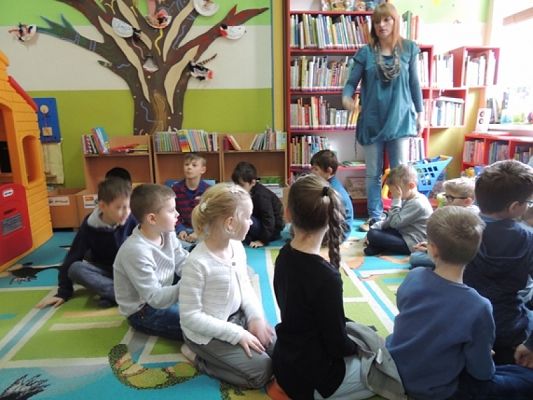  Grafika #5: ,,WIELKI POWRÓT KUBUSIA PUCHATKA" - LEKCJA BIBLIOTECZNA KL.II grafika