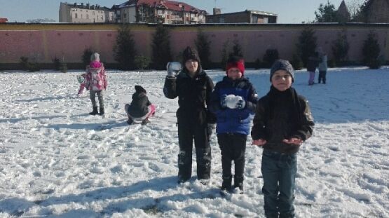  Grafika #3: ZAJĘCIA RUCHOWE NA ŚNIEGU grafika