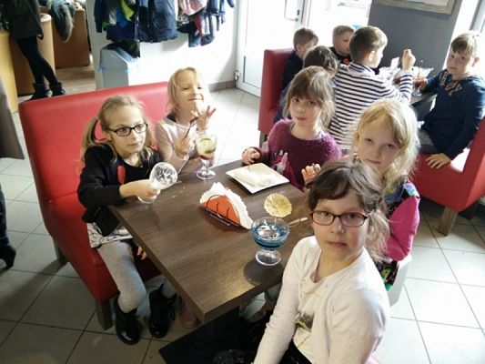  Grafika #2: SŁODKIE WALENTYNKI PIERWSZAKÓW grafika