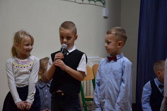  Grafika #0: "Moja Babcia i mój Dziadek, to wspaniali są dziadkowie". grafika