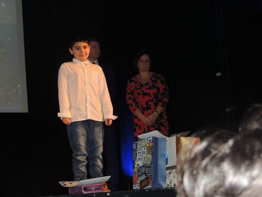  Grafika #0: WYRÓŻNIENIA W POWIATOWYM KONKURSIE PLASTYCZNYM ,,KASZUBSKA MASKA JASEŁKOWA grafika