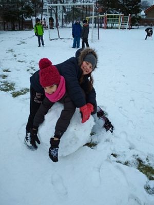  Grafika #12: ZABAWY NA ŚNIEGU grafika