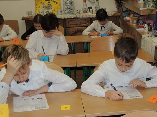  Grafika #5: OLIMPIADA "OLIMPUSEK" grafika