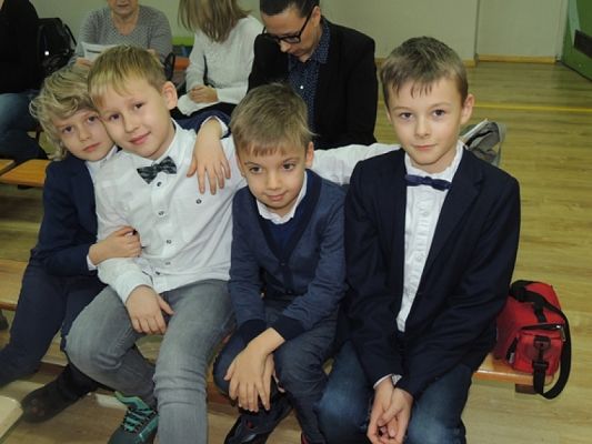  Grafika #1: NAGRODY W XV MIEJSKIM KONKURSIE KOLĘD I PASTORAŁEK grafika