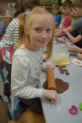  Grafika #1: WARSZTATY PIECZENIA PIERNIKÓW grafika