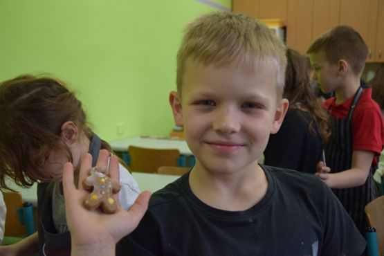  Grafika #9: WARSZTATY PIECZENIA PIERNIKÓW grafika