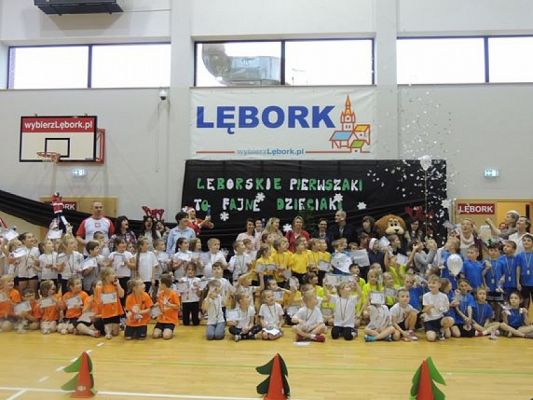  Grafika #21: LĘBORSKIE PIERWSZAKI TO FAJNE DZIECIAKI grafika