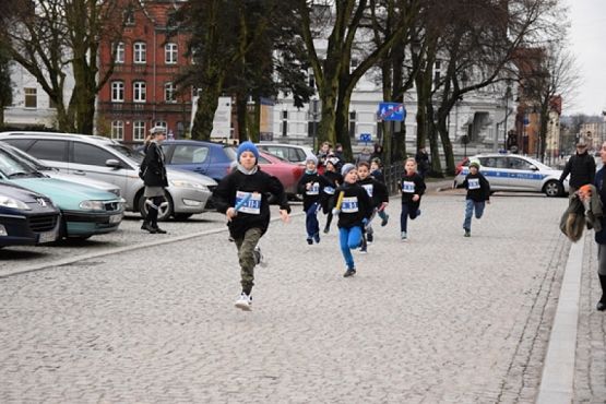  Grafika #7: BIEG MIKOŁAJKOWY grafika