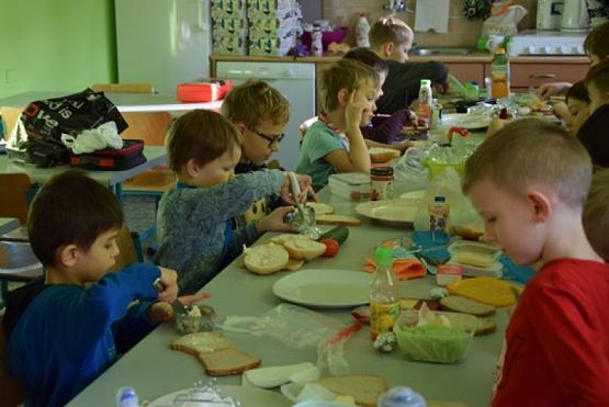  Grafika #0: ŚNIADANIE DAJE MOC grafika