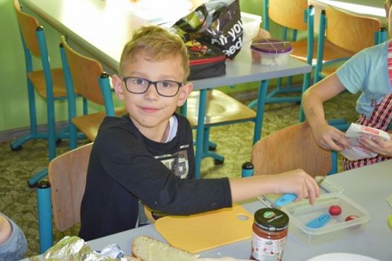  Grafika #5: ŚNIADANIE DAJE MOC grafika