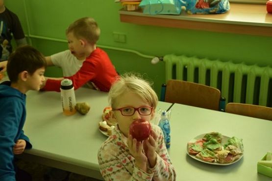  Grafika #12: ŚNIADANIE DAJE MOC grafika