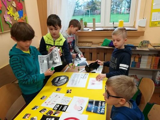  Grafika #11: NIE PAL PRZY MNIE PROSZĘ grafika