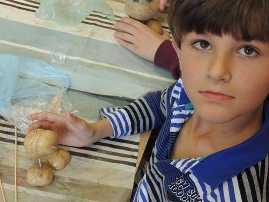  Grafika #1: "ZIEMNIACZANY KRÓL" grafika