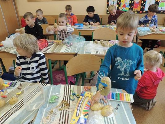  Grafika #4: "ZIEMNIACZANY KRÓL" grafika