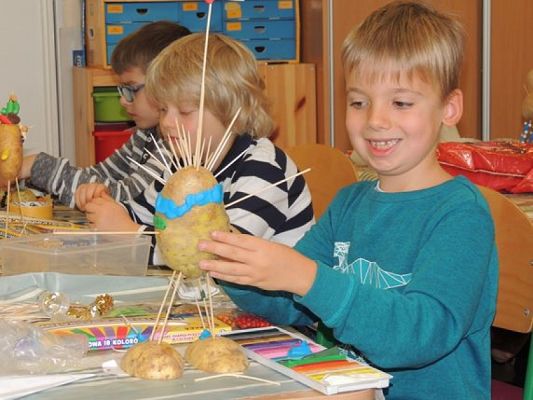  Grafika #11: "ZIEMNIACZANY KRÓL" grafika