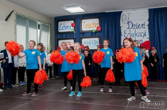  Grafika #7: DZIEŃ EDUKACJI NARODOWEJ grafika