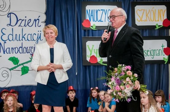  Grafika #23: DZIEŃ EDUKACJI NARODOWEJ grafika