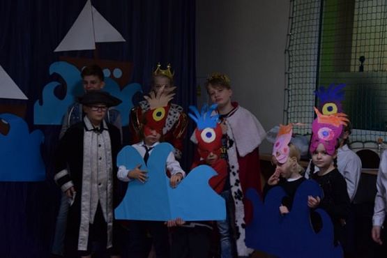  Grafika #1: DZIEŃ PATRONA - COLUMBUS DAY grafika