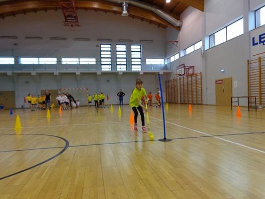  Grafika #3: MIEJSKIE ZAWODY SPORTOWE DLA SZKÓŁ PODSTAWOWYCH KLAS II i III Baw się razem z nami grafika