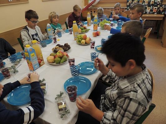  Grafika #2: DZIEŃ CHŁOPAKA grafika