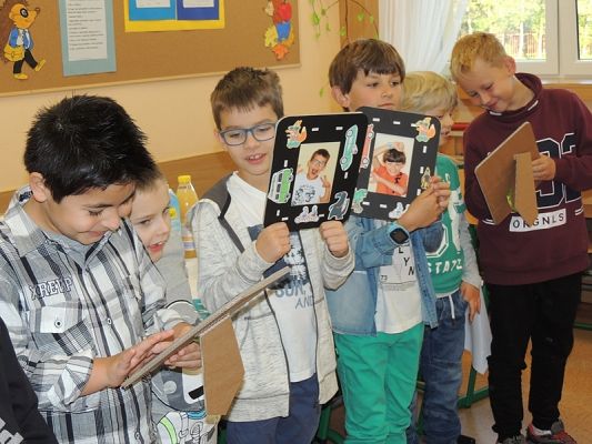  Grafika #4: DZIEŃ CHŁOPAKA grafika