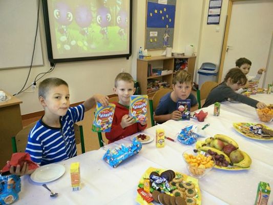  Grafika #6: DZIEŃ CHŁOPAKA grafika