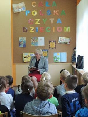  Grafika #1: SZKOLNA EDYCJA OGÓLNOPOLSKIEJ AKCJI SPOŁECZNEJ ,,CAŁA POLSKA CZYTA DZIECIOM grafika