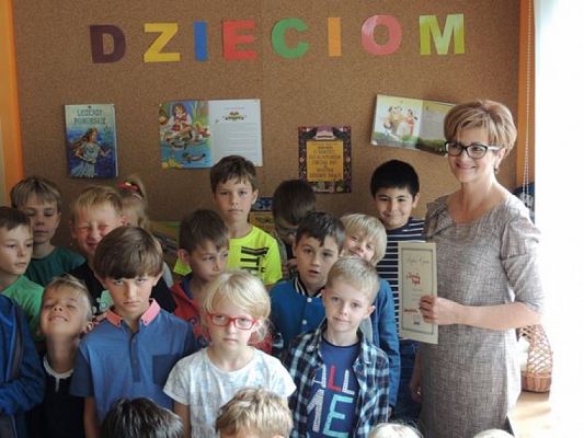  Grafika #9: SZKOLNA EDYCJA OGÓLNOPOLSKIEJ AKCJI SPOŁECZNEJ ,,CAŁA POLSKA CZYTA DZIECIOM grafika