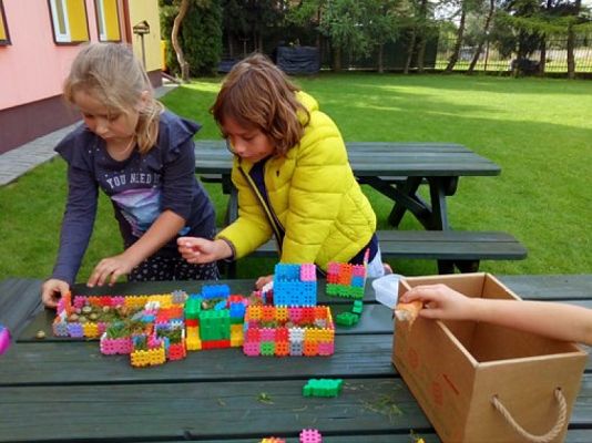  Grafika #1: Zajęcia świetlicowe grafika