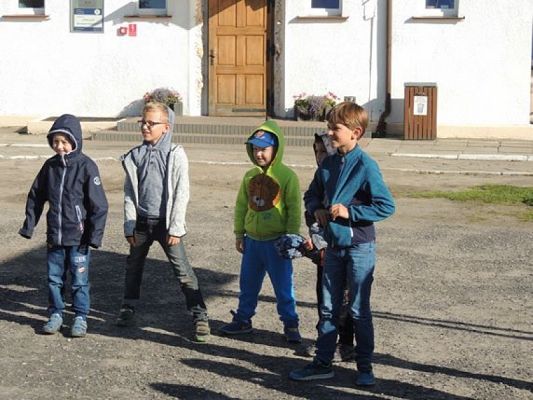  Grafika #5: ,,Integracja Ty i Ja czyli wycieczka klas I i II do Runowa grafika