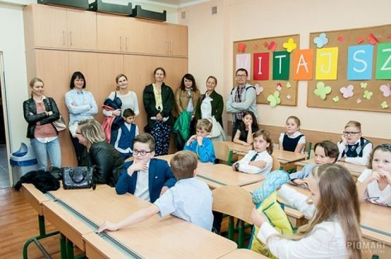  Grafika #9: Rozpoczęcie Roku Szkolnego grafika