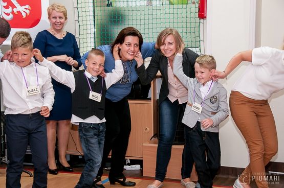  Grafika #8: Pasowanie na ucznia Społecznej Językowej Szkoły Podstawowej grafika