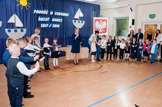  Grafika #12: Pasowanie na ucznia Społecznej Językowej Szkoły Podstawowej grafika