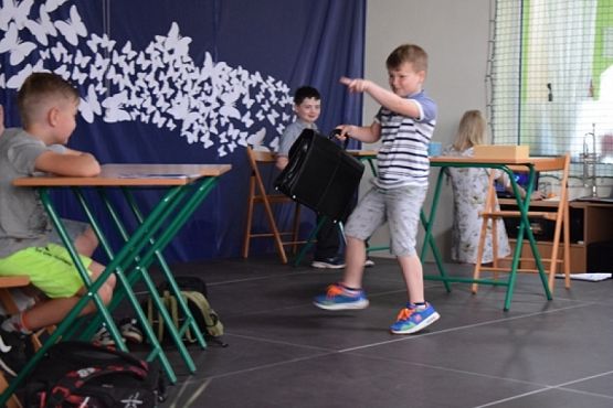 Grafika #19: Uroczyste zakończenie roku szkolnego 2018/2019 grafika